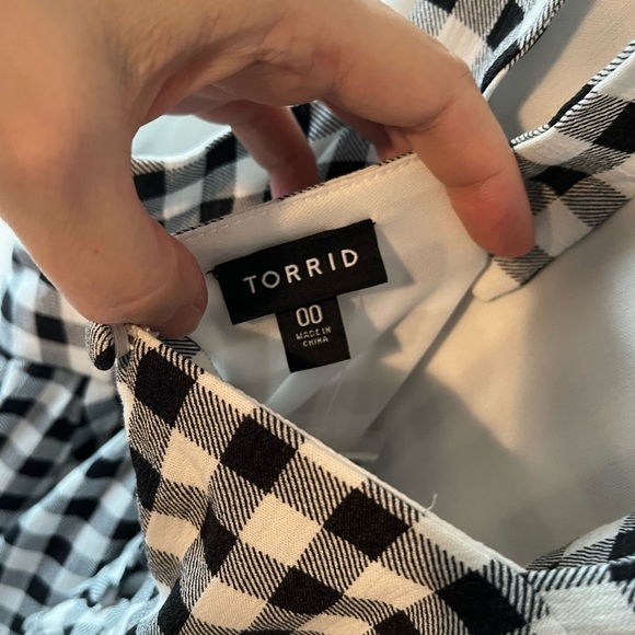 NWT Torrid Washable Tiered Halter Maxi Dress - Picture 4 of 12